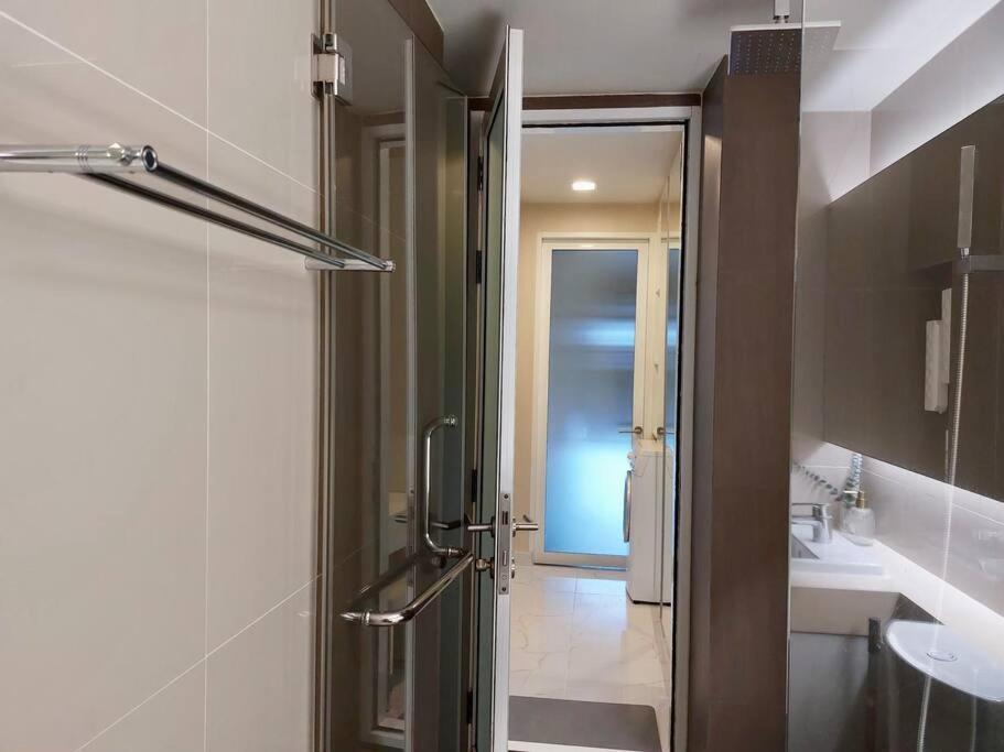 - Sukhumvit Soi 5 Bts Nana- Size 47m2 Pangsapuri *